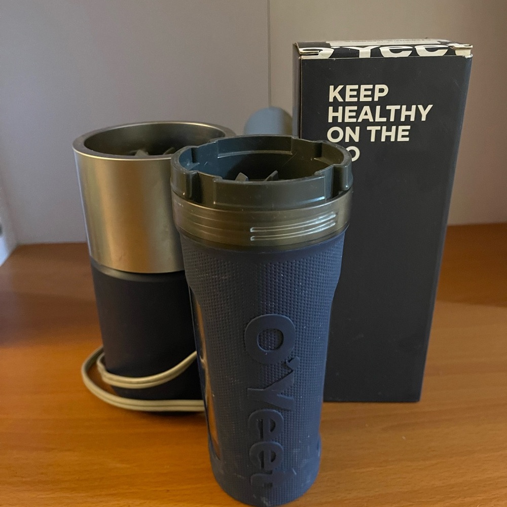 O'Yeet Blue and Silver Blender Set - Picture 4 of 4